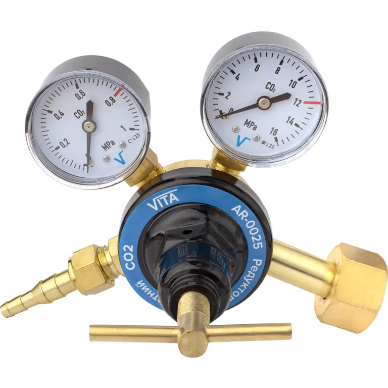 Редуктор з манометром вуглекислотний УР-6-6 (16 МПа) чорний (корпус алюміній, великий) VITA